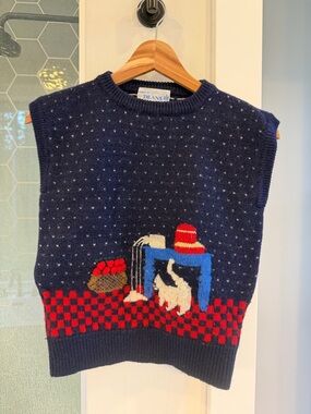 Deans of Scotland Wool Cat Spilt Milk Sweater Vest